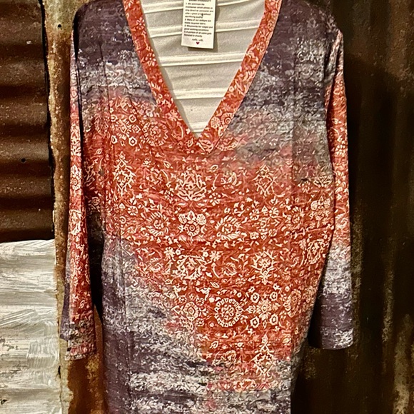 Made with Love Tops - NWT-Boho long sleeve V-neck Tunic Top- lg “Made with Love Brand”